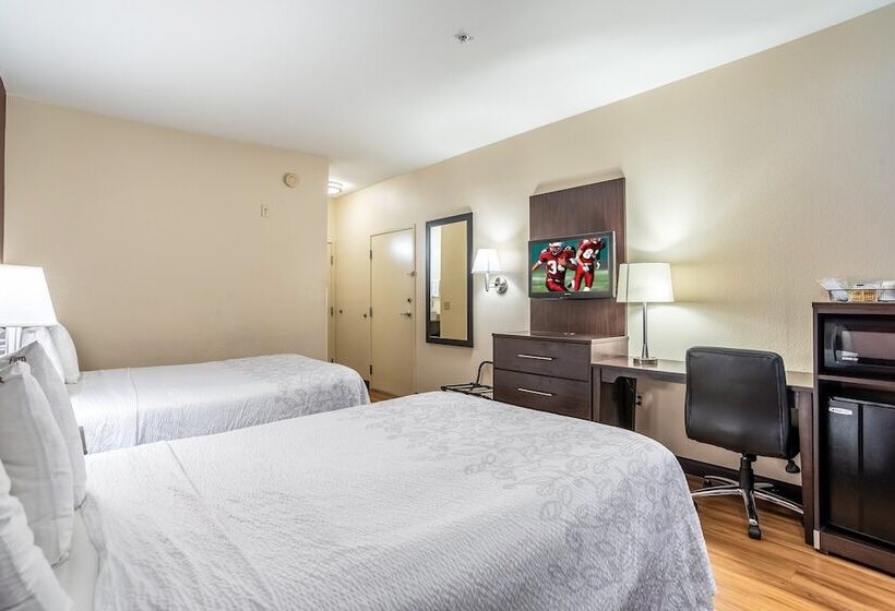 Номер Стандарт 2 Двуспальные Кровати, Red Roof Inn Plus Raleigh Downtown Ncsu Conv Center