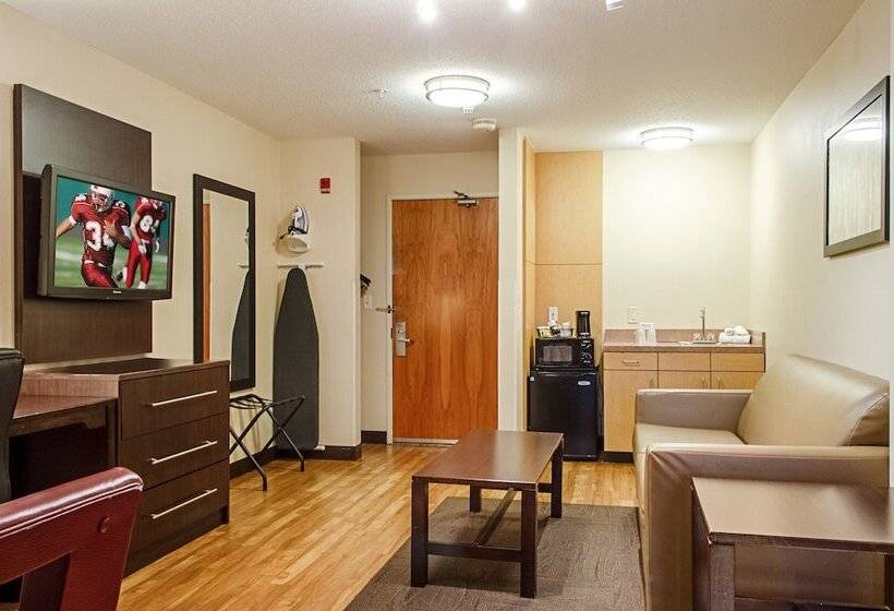 Люкс, Red Roof Inn Plus Raleigh Downtown Ncsu Conv Center