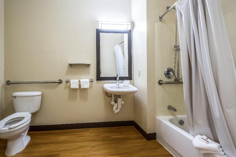 Номер Deluxe, Red Roof Inn Plus Raleigh Downtown Ncsu Conv Center