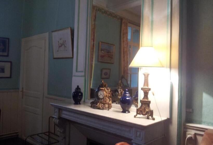 Family Suite, Chambres D Hôtes & Gîtes Du Château De Grand Rullecourt