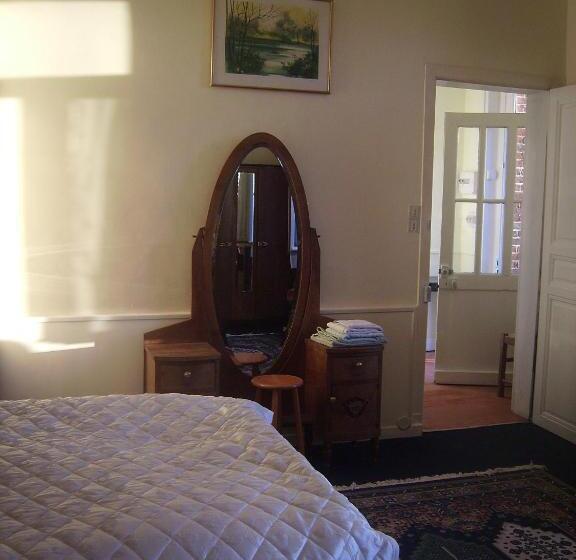 Дом 4 Спальни, Chambres D Hôtes & Gîtes Du Château De Grand Rullecourt