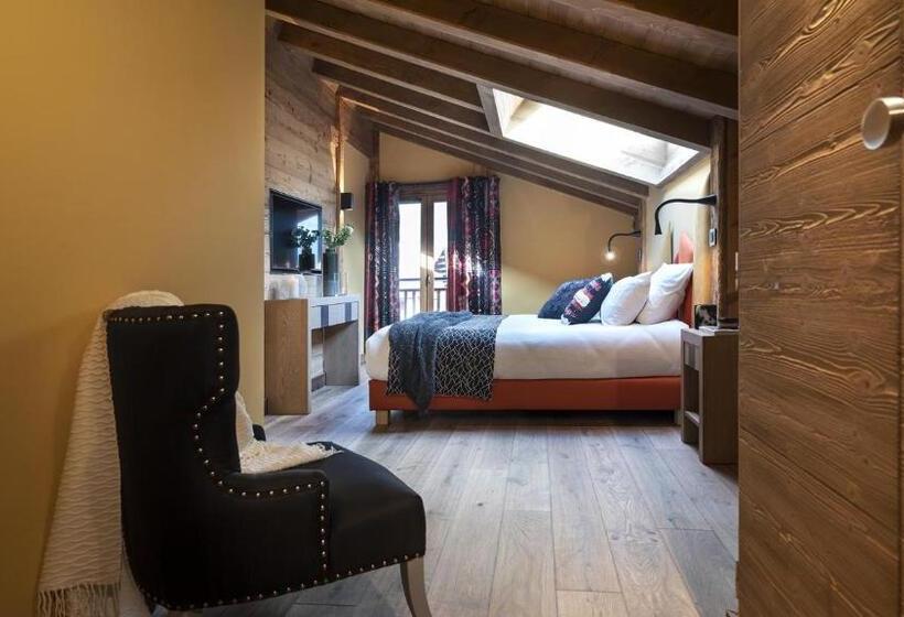 Люкс Дюплекс, Mgm Hôtels & Résidences – Hôtel Les Suites D’alexane