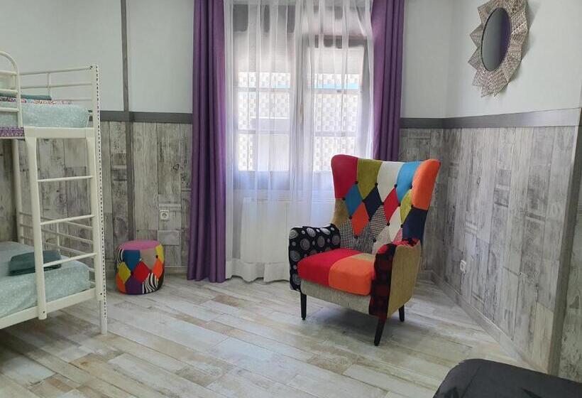 Четырехместный Номер Стандарт, Albergue Piedad