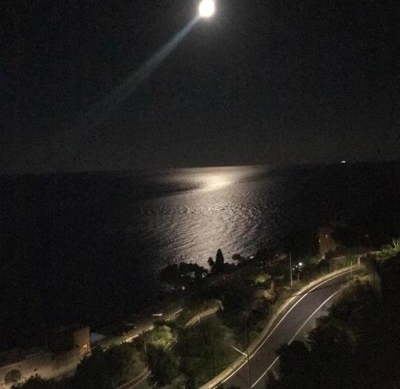 Номер Superior Вид на Море, Maison Blanche Taormina