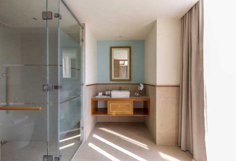 سوییت با چشم‌انداز دریا, Fusion Suites Vung Tau