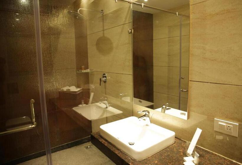 Suite con Balcone, Robusta Inn