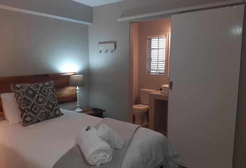 스탠다드 룸, St George's Guest House
