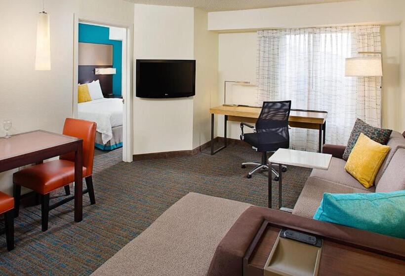 Люкс, Residence Inn By Marriott Detroit Livonia