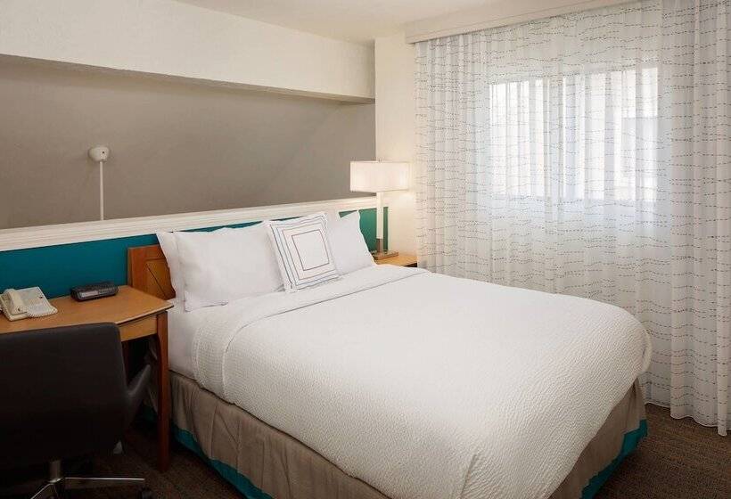 带2个卧室的套房, Residence Inn Louisville East