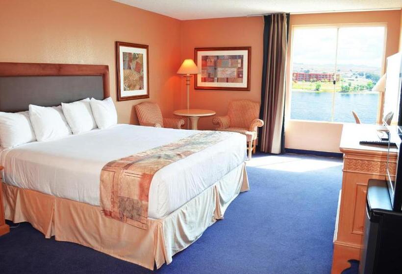 带大床的豪华间, Laughlin River Lodge