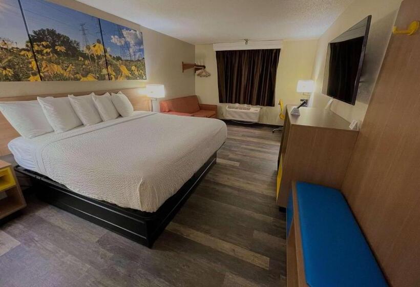 스탠다드 룸 킹사이즈 침대, Days Inn & Suites By Wyndham Kaukauna Wi