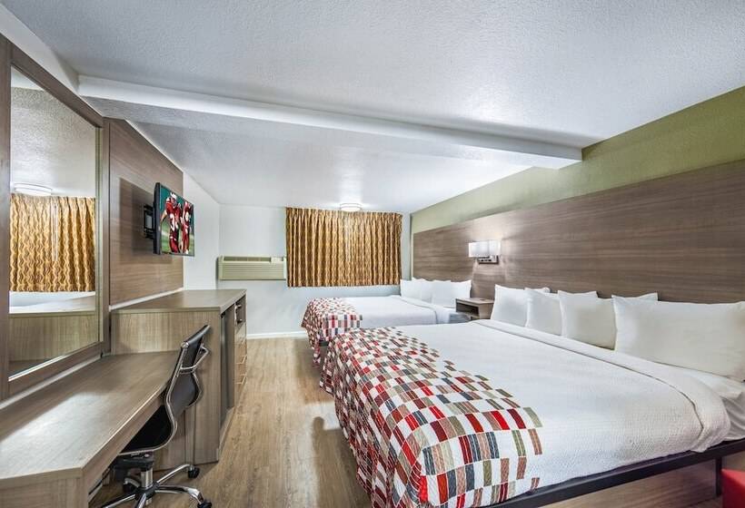 Номер Superior, Ramada By Wyndham Medford Airport North