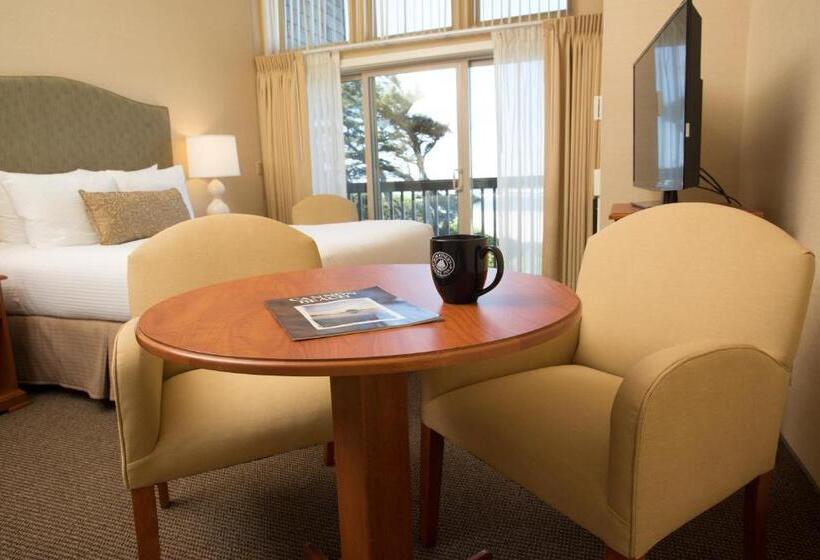 Студия Стандарт, Schooner S Cove Inn