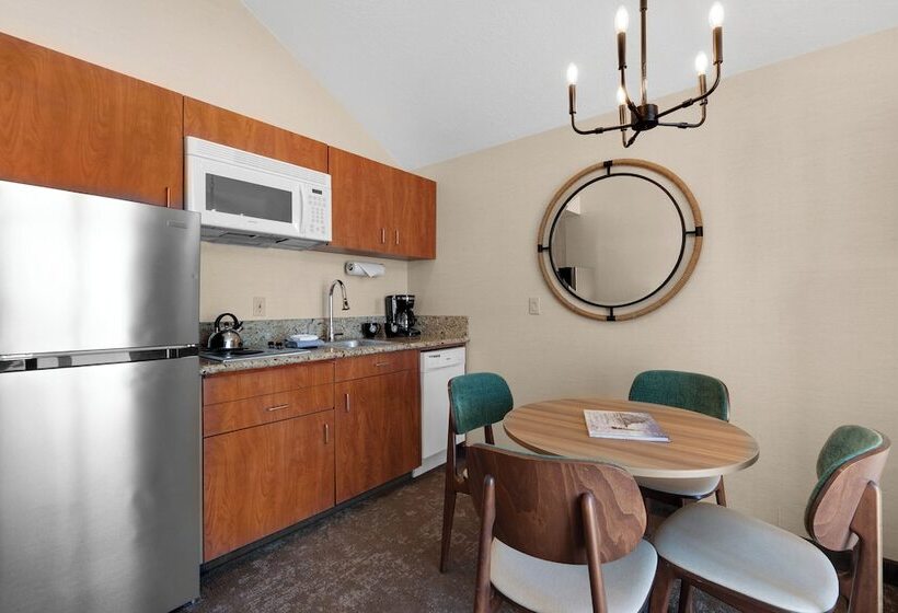 Family Suite, Schooner S Cove Inn