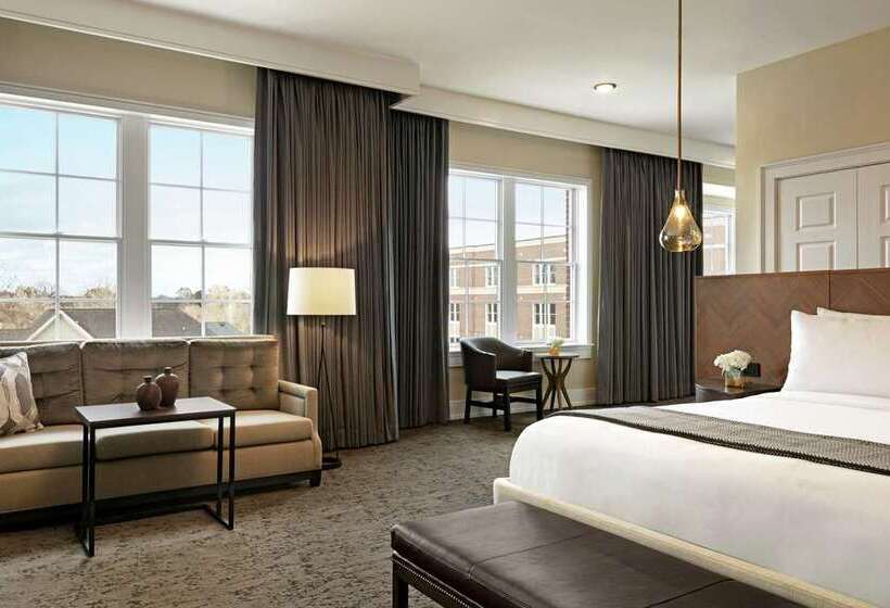 Студия Стандарт, Revel Hotel Des Moines Urbandale, Tapestry Collection By Hilton