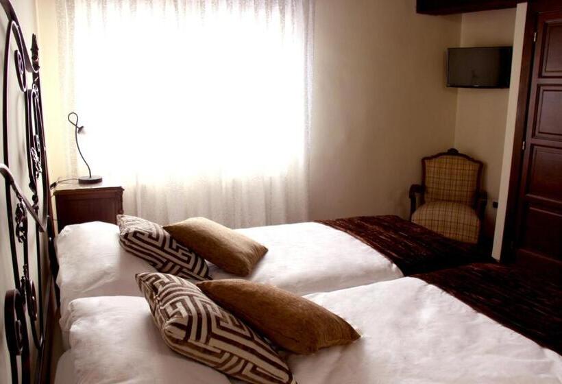 اتاق سوپریور, Posada Rural La Piñorra