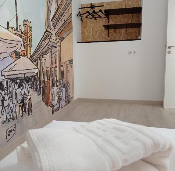اتاق اکونومی, Planeta Cadiz Hostel