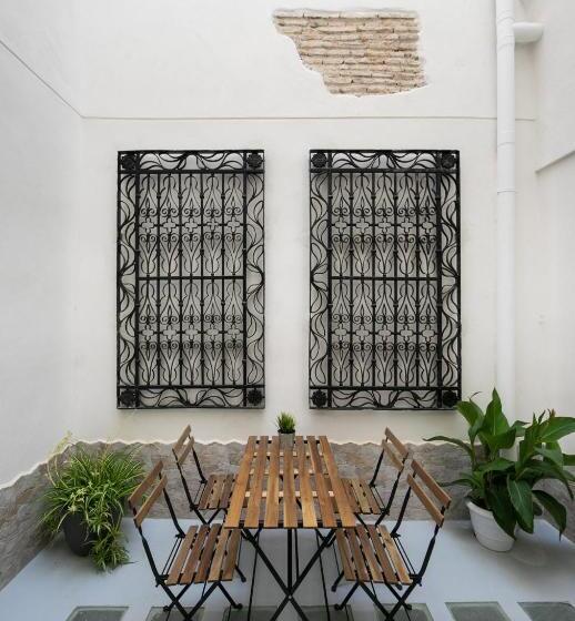 اتاق خانوادگی, Planeta Cadiz Hostel