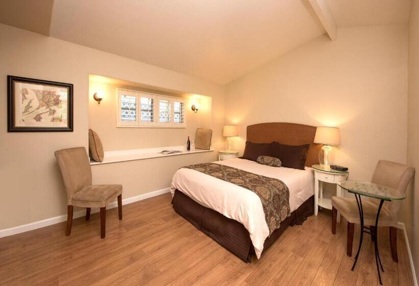 스탠다드 룸 킹사이즈 침대, Sunset Inn Pacific Grove