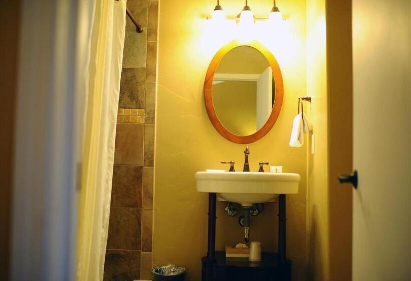 스탠다드 자쿠지 룸, Sunset Inn Pacific Grove