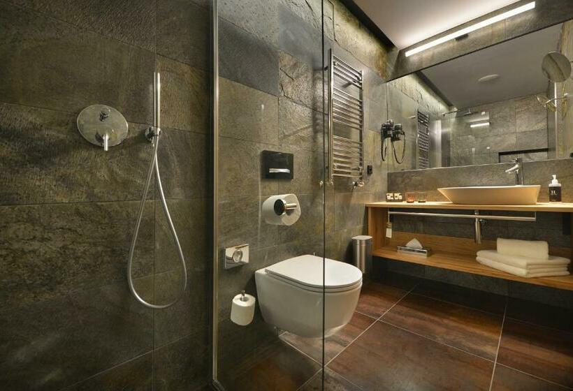 수피리어 룸, Grand Hotel Hradec