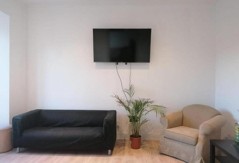 اتاق استاندارد, Chiado Open World Hostel