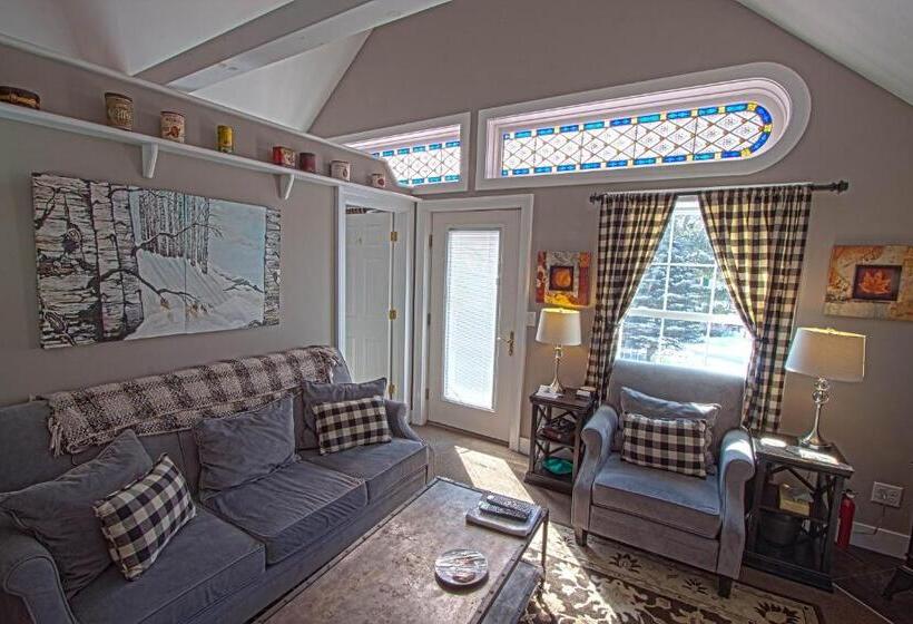 Люкс Повышенной Комфортности, Phineas Swann Inn & Spa