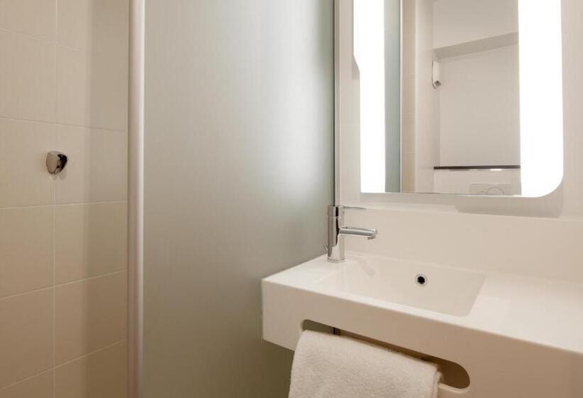 Номер Стандарт, B&b Hotel Compiègne