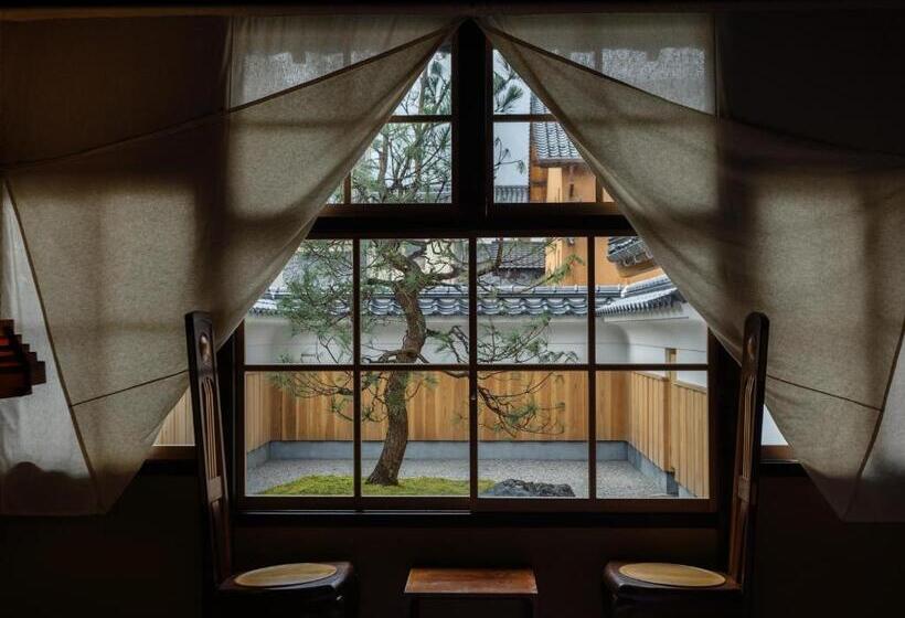 Номер Superior, Nipponia Izumo Hirata Cotton Road