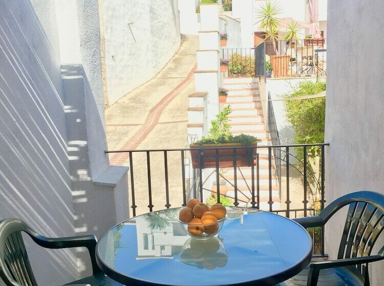 Дом 1 Спальня, Casa Luna Rural House With Pool & Barbecue