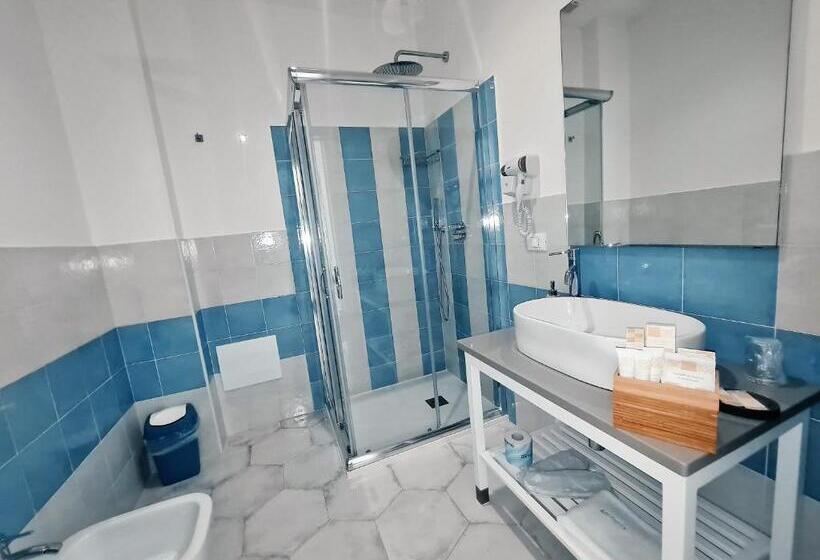 Четырехместный Номер Стандарт, Kalinifta Rooms Apartment