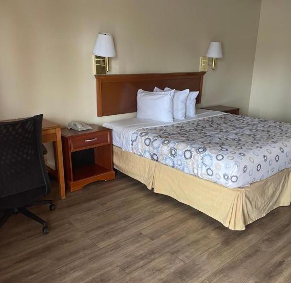 Стандартный Номер Кровать Кинг, Hole Inn The Wall Hotel   Fort Walton Beach   Sunset Plaza   Nearby Beaches & Hurlburt
