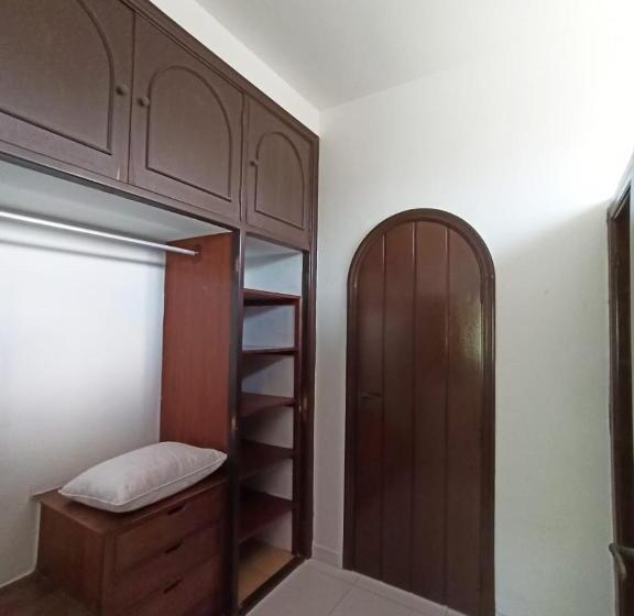 חדר לארבעה סטנדרטי עם מרפסת, Casa Da Edna