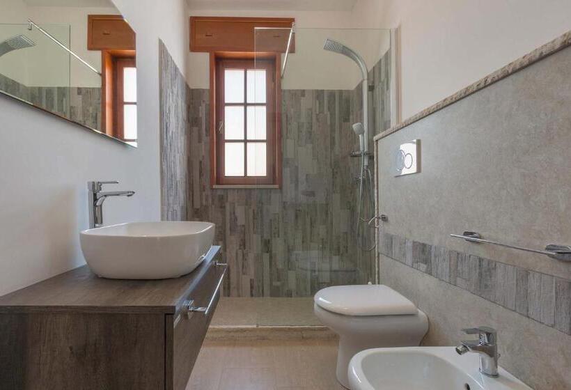 Четырехместный Номер Стандарт, Joy Home B&b
