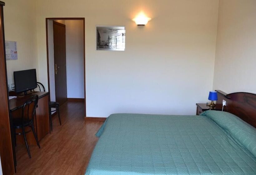 Номер Стандарт, Albergo Elena
