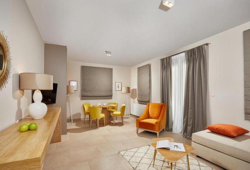 جناح إدارى, Sempre Viva Suites