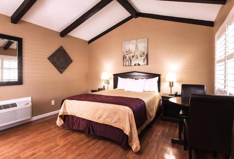 Номер Стандарт, Tri Valley Inn & Suites