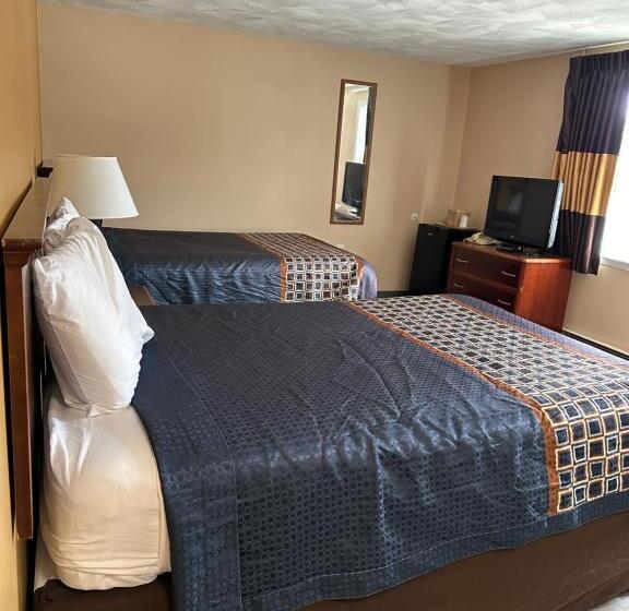 ２ダブルベッドのスタンダードルーム, Wickford Motor Inn