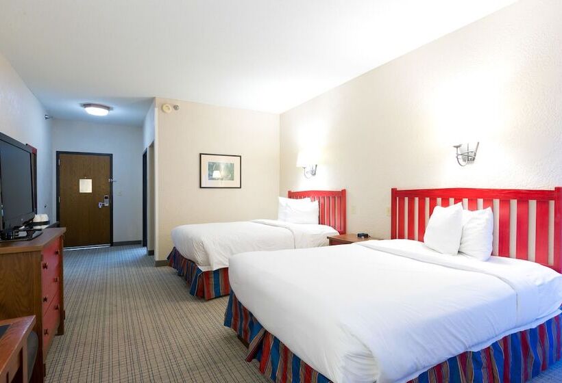 Номер Стандарт, Wildwood Lodge & Suites