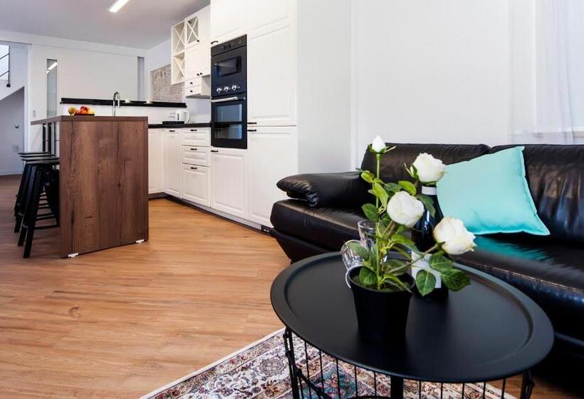 Апартаменты Дюплекс 1 Спальня, Riva Residence