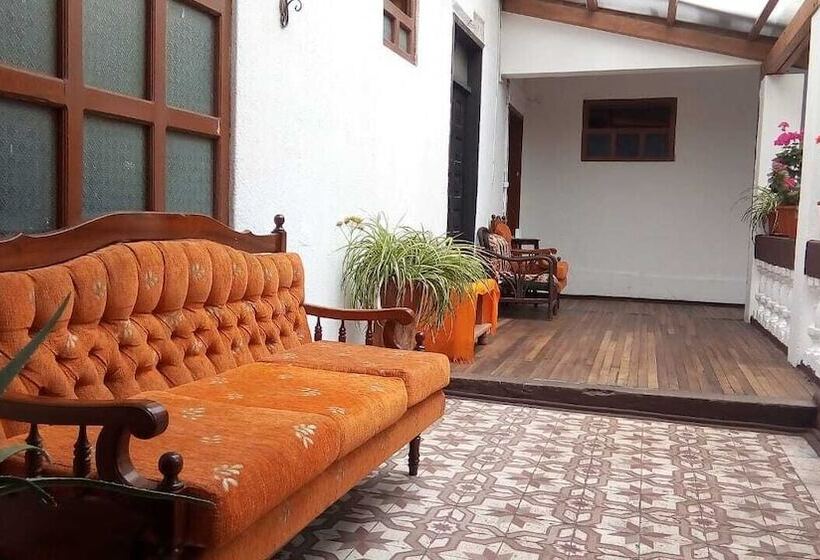 اتاق لوکس, San Marcos Cultural & Guesthouse