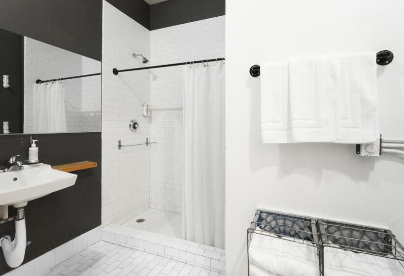 Трехместный Номер Стандарт Совместная Ванная, The Clyde Hotel Portland By Kasa