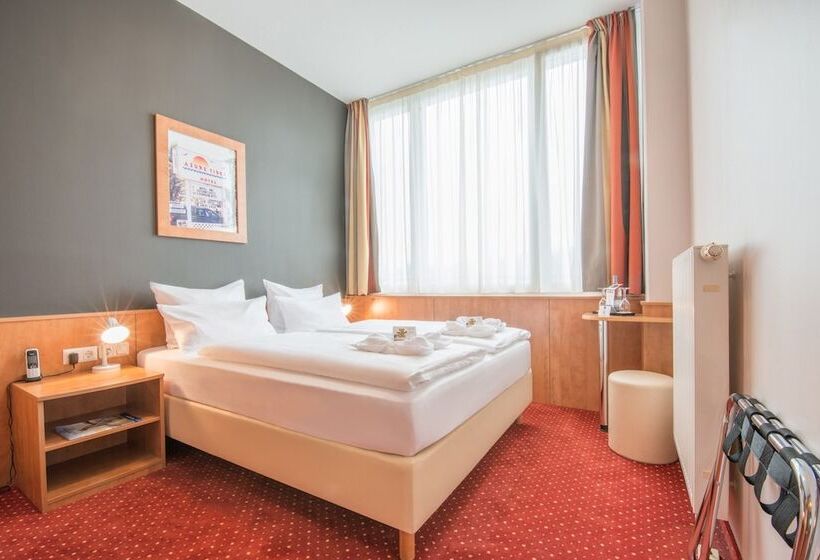 Номер Комфорт, Amedia Express Passau, Trademark Collection By Wyndham