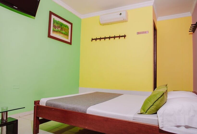 חדר סטנדרט לשלושה, Ayenda 1615 Hotel Tayrona Mágico