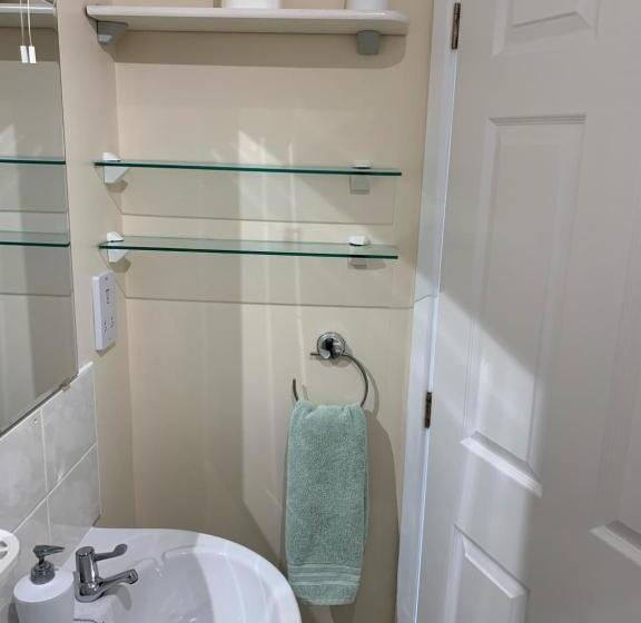 Номер Стандарт Боковой Вид на Море, Letchworth Guest House