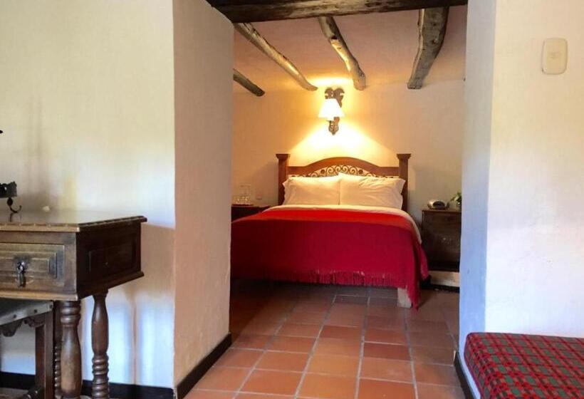 スーペリアールーム, San Luis De Ucuengá