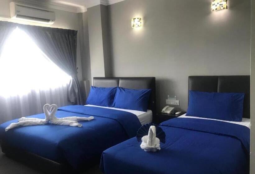 اتاق لوکس سه تخته, Myangkasa Akademi & Resort Langkawi