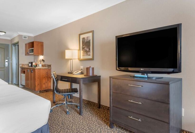 Номер Стандарт 2 Двуспальные Кровати, Best Western Plus Fernie Mountain Lodge