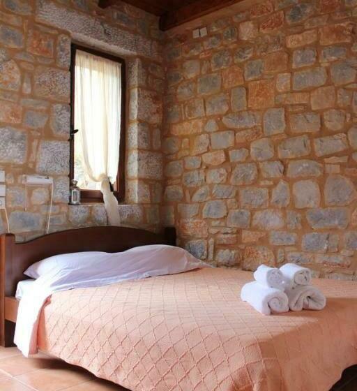 غرفة قياسية مطلّة علي البحر, Lalloudes Seaside Accommodation