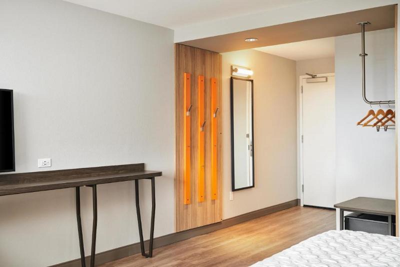 Стандартный Номер Кровать Кинг, Tru By Hilton Ft. Lauderdale Airport